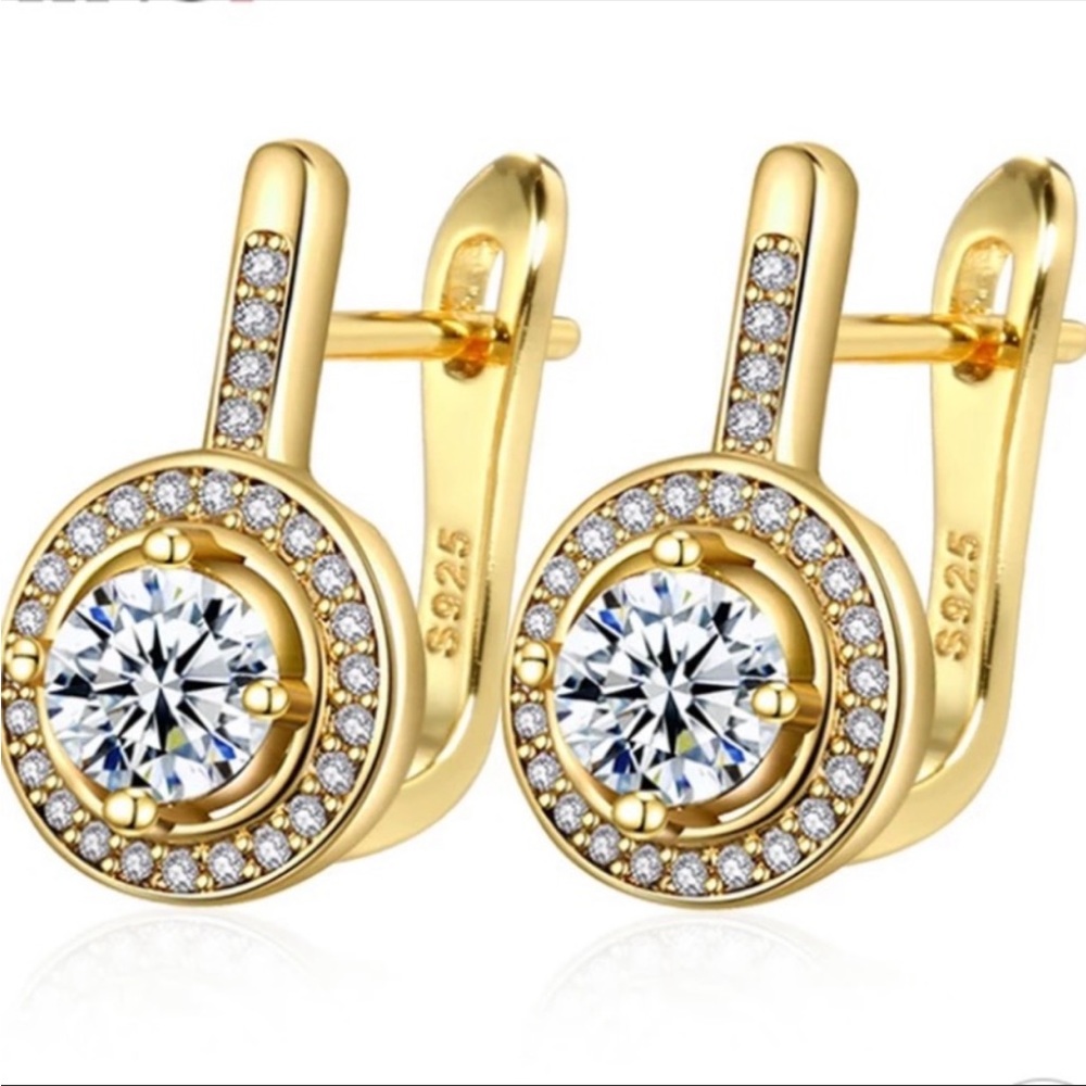 New 18K Yellow Gold Stud Earrings, beautiful Earrings, cute Earrings
